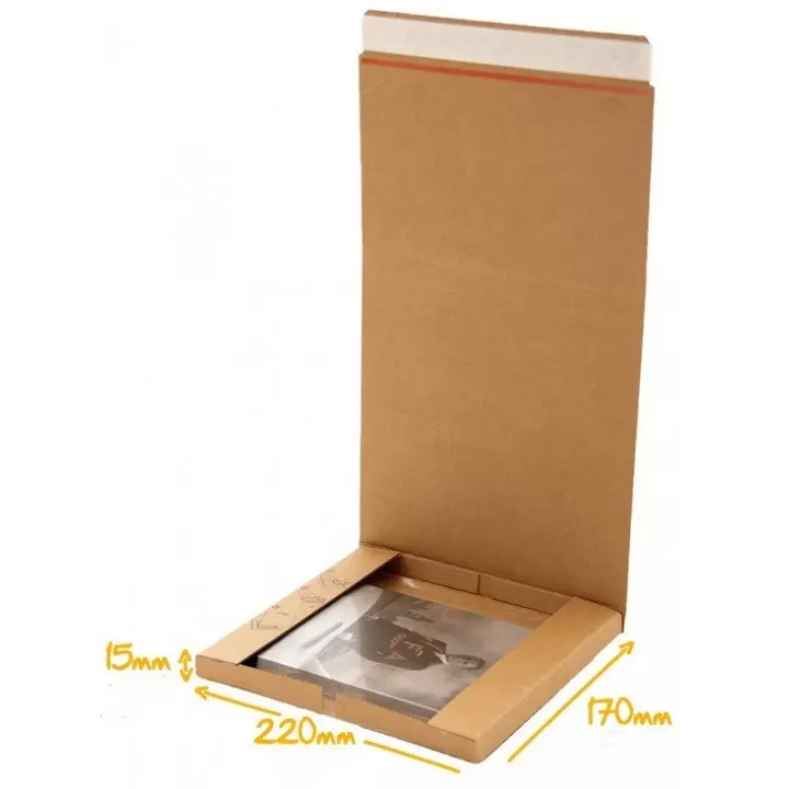 étui postal cartonformat livre DVD avec protection plastique