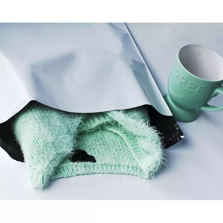 Enveloppes plastiques opaques blanches VAD pochettes expédition indéchirable 50µ